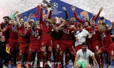 九游体育平台-巴黎圣日耳曼四球大胜，进攻火力令人震撼的简单介绍