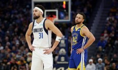 九游娱乐首页-勇士大胜热火，库里再度发威带队取胜