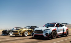 九游娱乐网站-当库里戴上全场最佳奖牌时，深圳队正笑着把胜利装进口袋