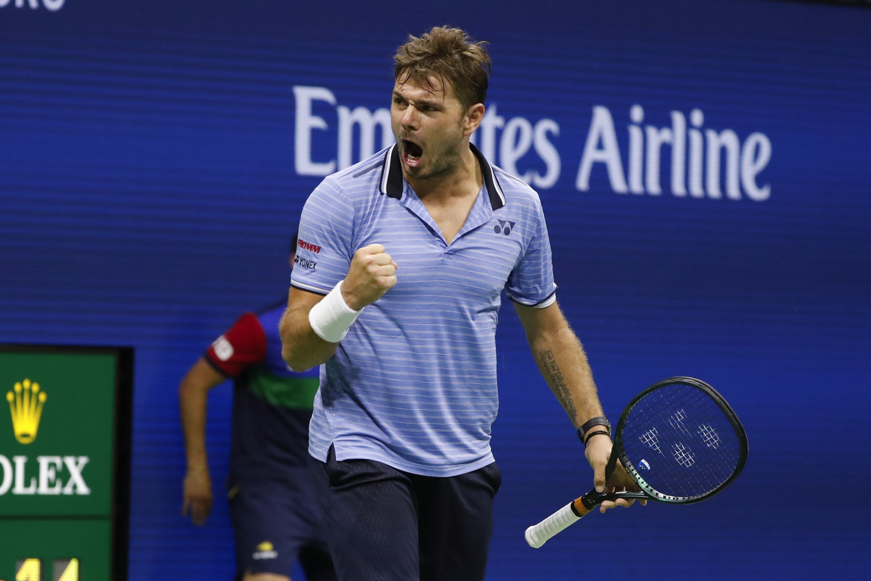 包含世界网球队逆转英国网球队，瓦林卡惊艳世界的词条