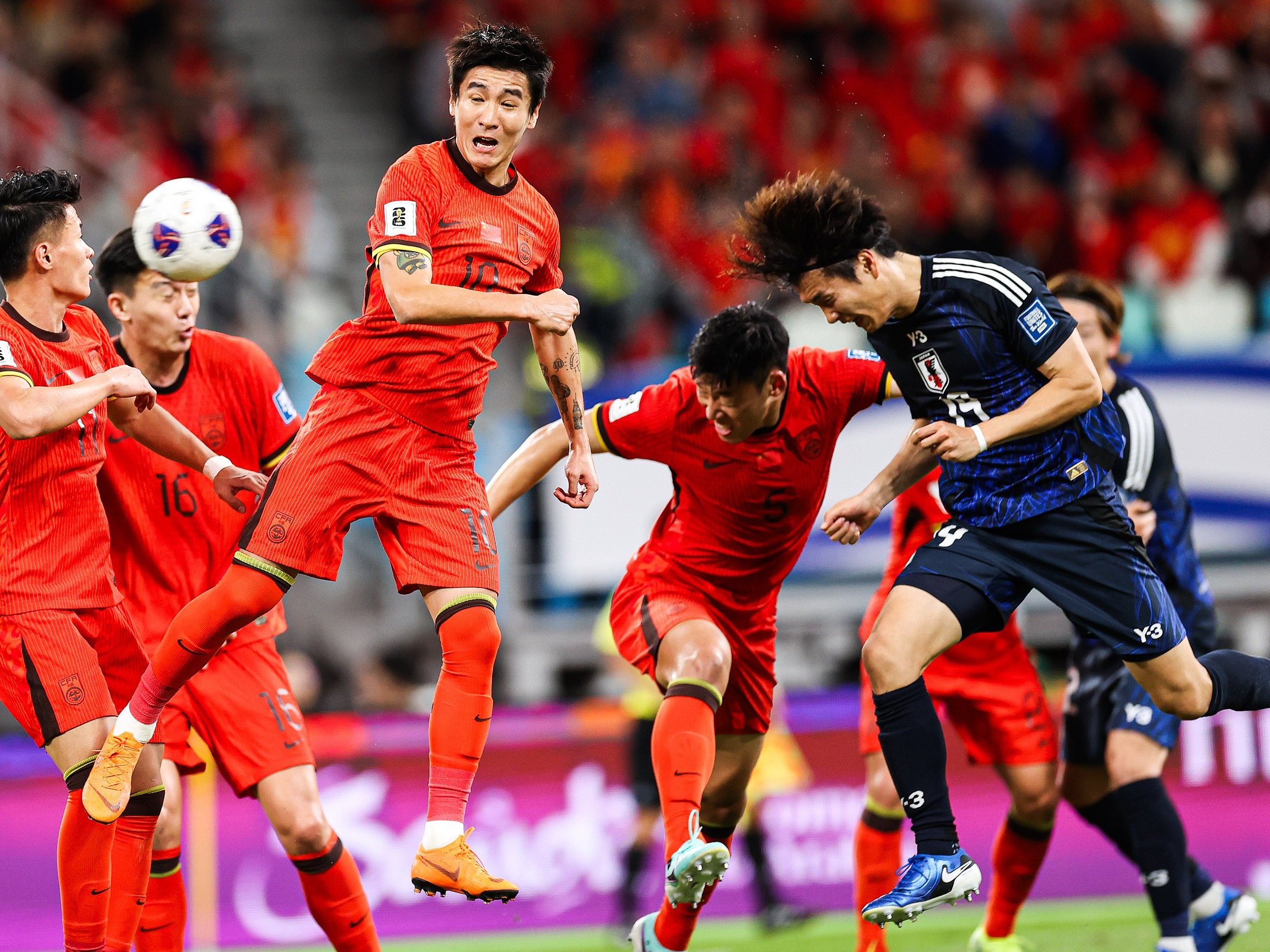 日本队完胜印尼队，郑思维点燃赛场