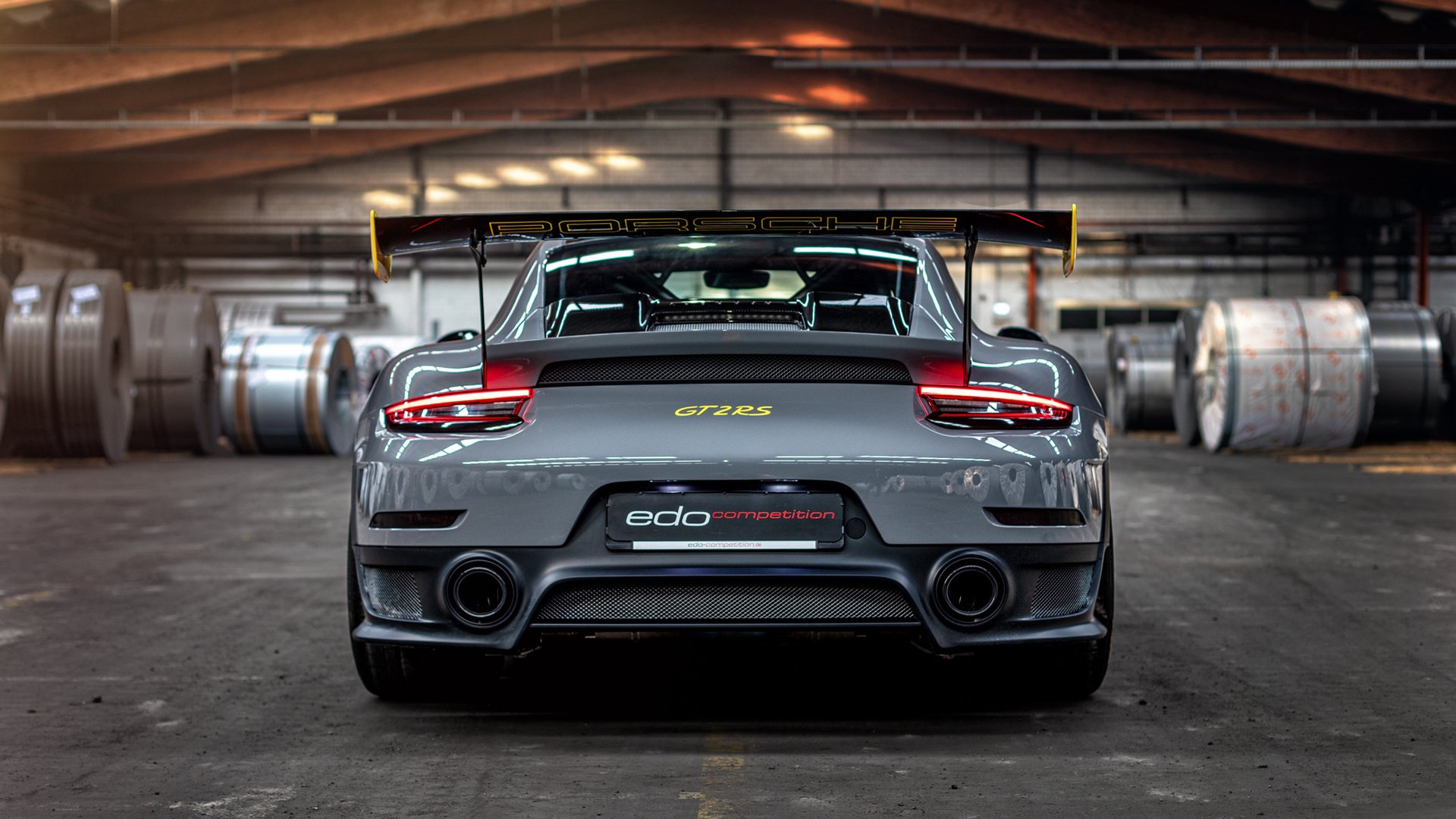 绿茵上的奇迹,阿圭罗的跨国救赎