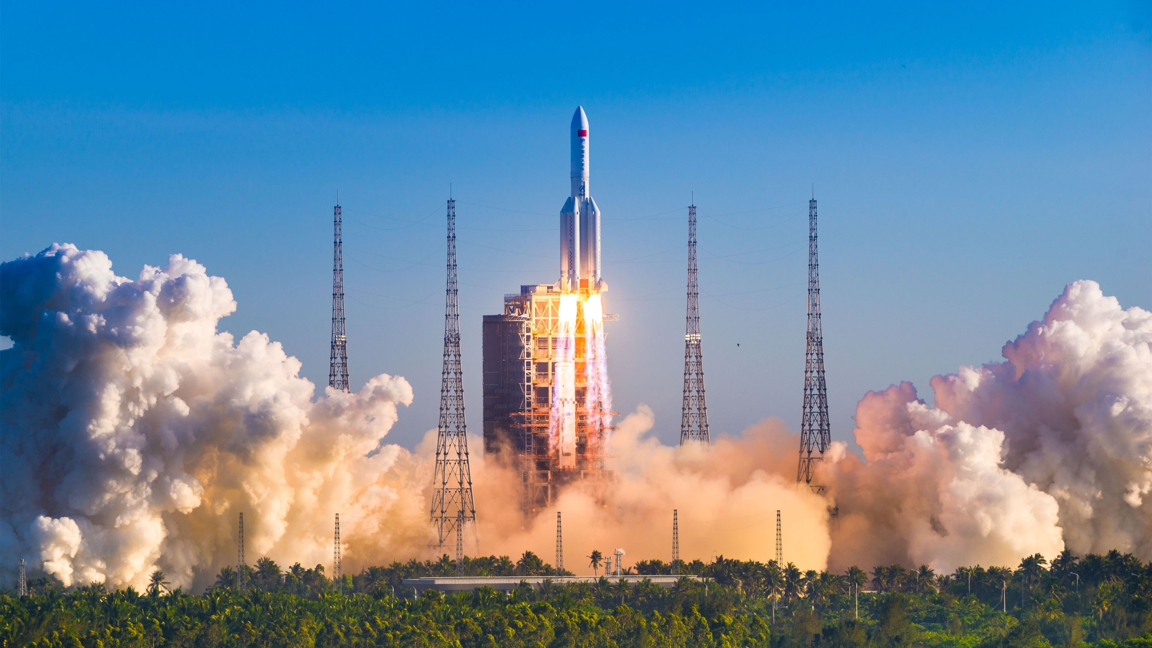 绿茵场上的传奇时刻，迪马利亚刷新纪录引领阿根廷狂飙，英格兰压哨绝杀巴拉圭演绎足球激情